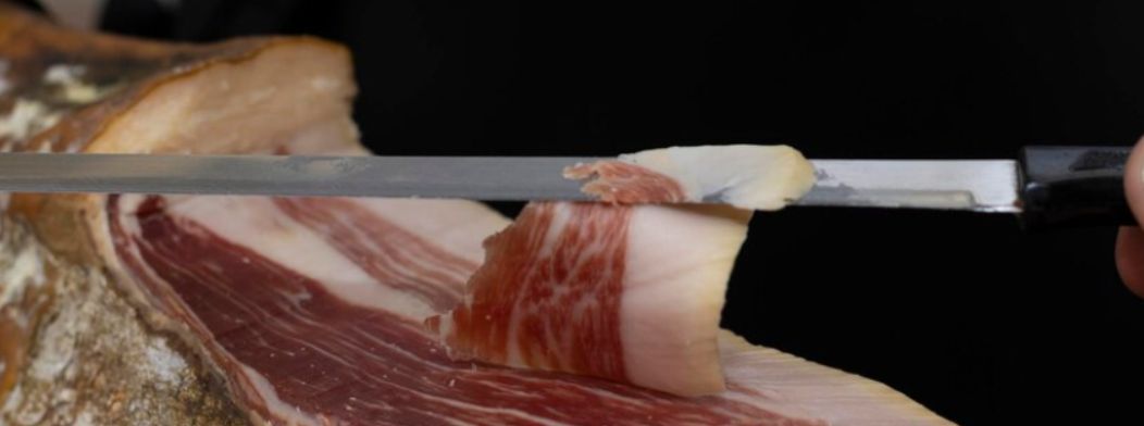 Cómo cortar una paleta ibérica
