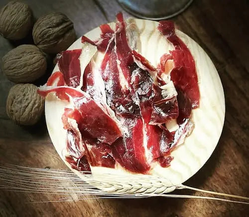 jamón ibérico nuez trigo